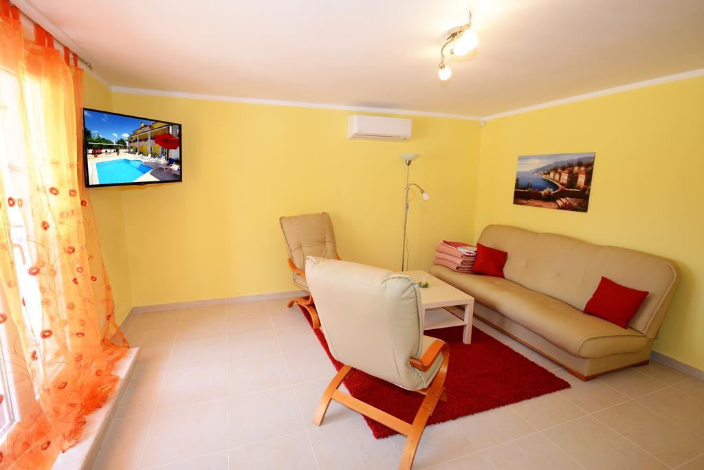 Apartments Villa Mimi Višnjan Szoba fotó