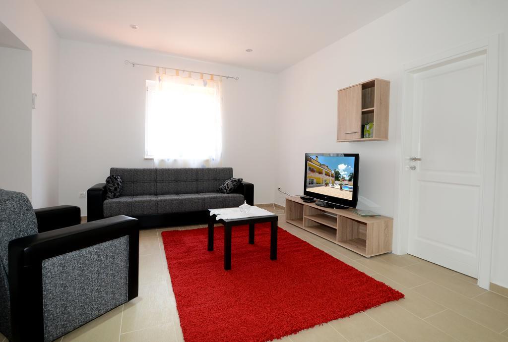 Apartments Villa Mimi Višnjan Szoba fotó