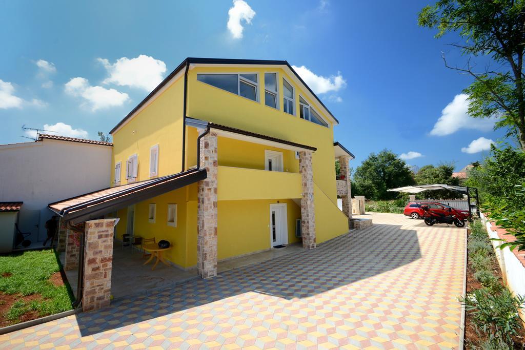 Apartments Villa Mimi Višnjan Szoba fotó