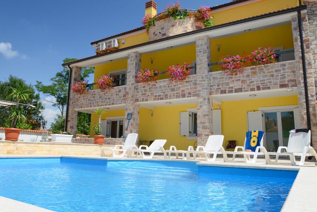 Apartments Villa Mimi Višnjan Szoba fotó